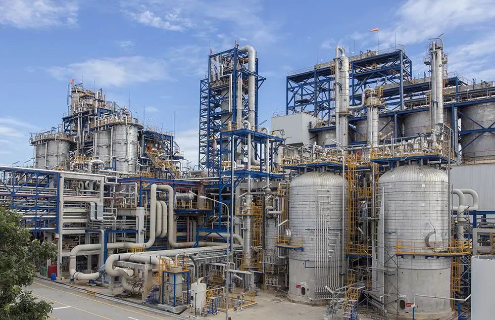 Aplikasi UPS dalam Industri Perminyakan
